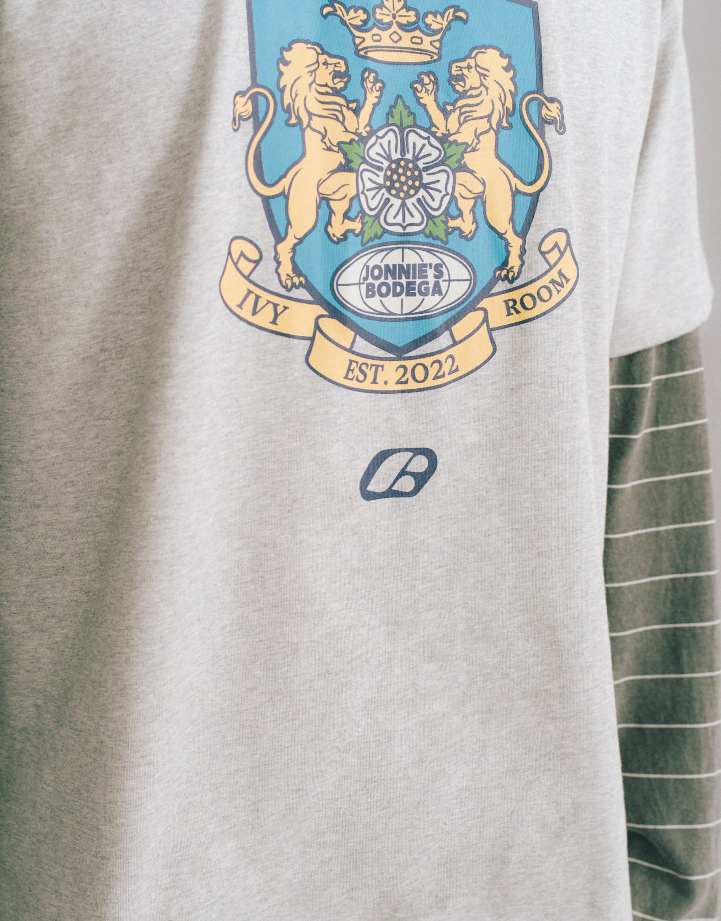 Ivy Room Tee (Athletic Grey)