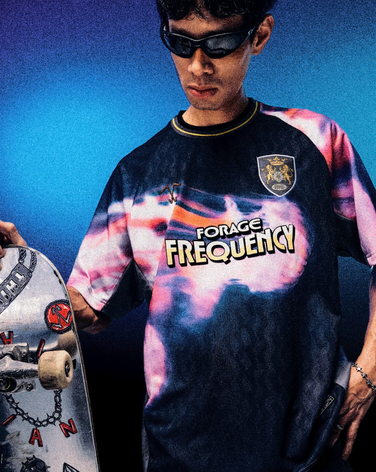 Thieves Skateboards x Jonnie's Bodega "It's A Wild World" Kit (Jelly-O-Fish)