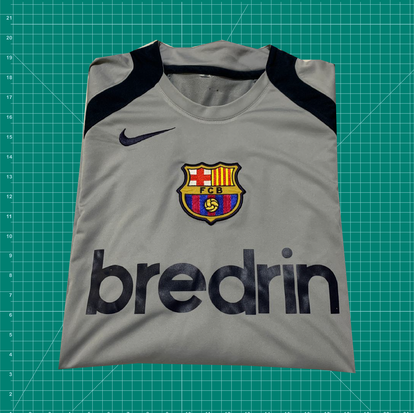 Vintage Nike Barcelona Training Jersey - CAVS SEASON 1