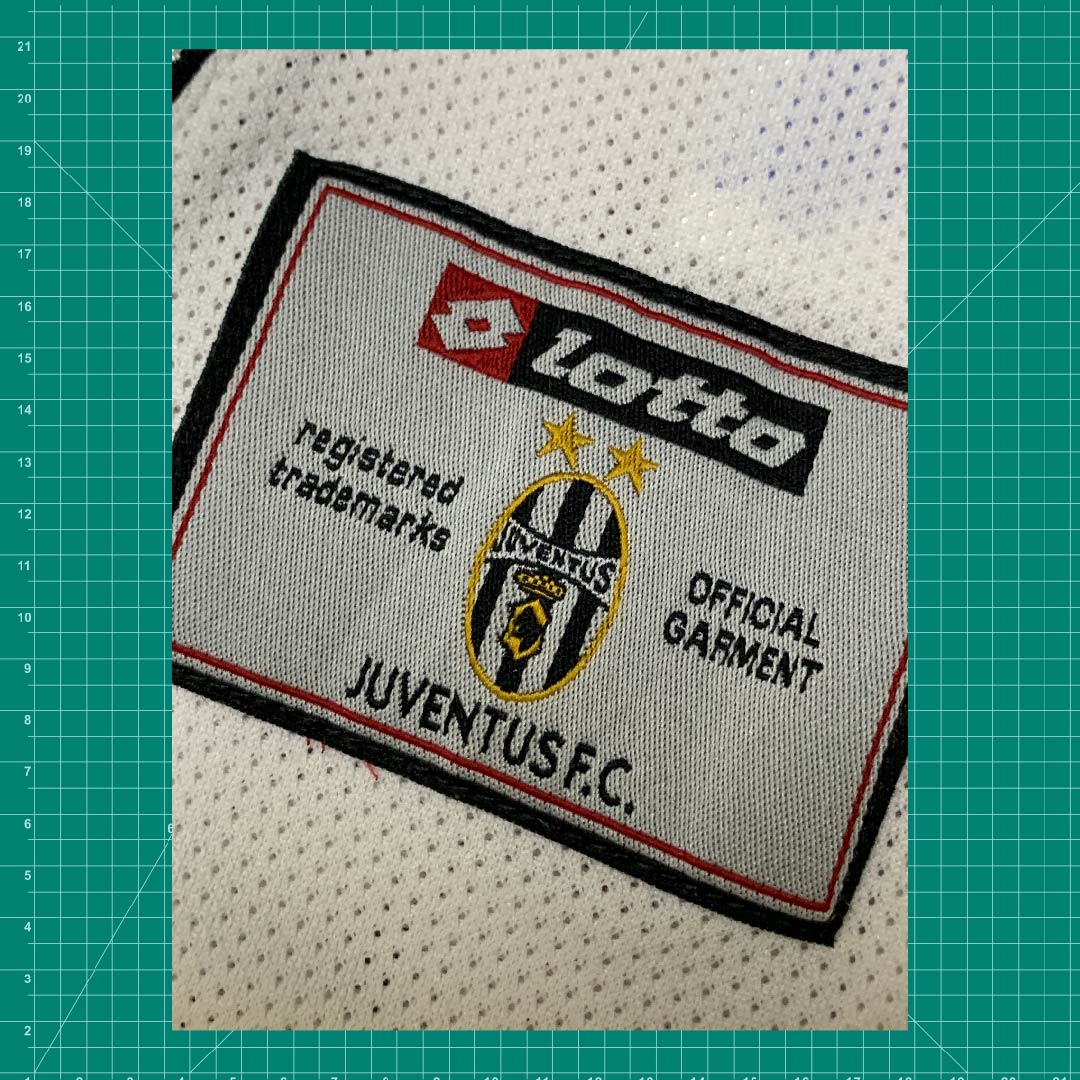 Vintage Lotto Juventus (02/03) Away Jersey - CAVS SEASON 1